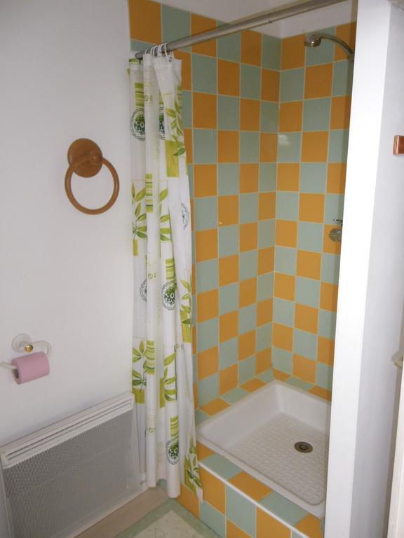 Les Caves Hotel Ambillou-Chateau Luaran gambar