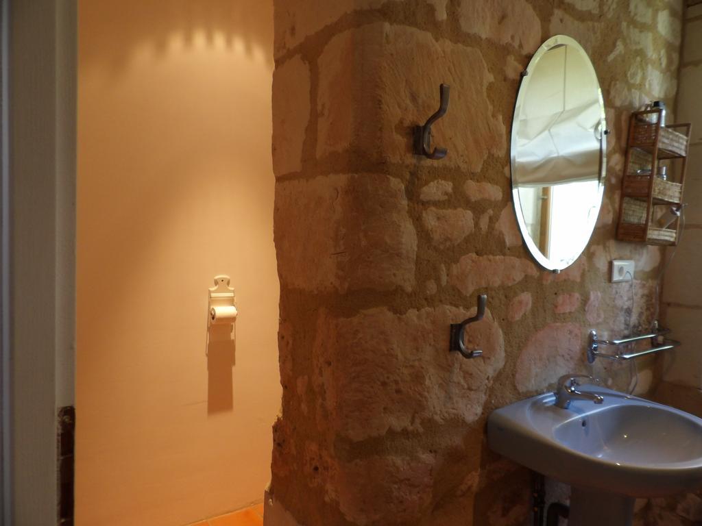 Les Caves Hotel Ambillou-Chateau Luaran gambar